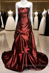 Aesthetic Ball Gown Strapless Burgundy Taffeta Semi Formal Prom Dress Ruffle Long Party Dress